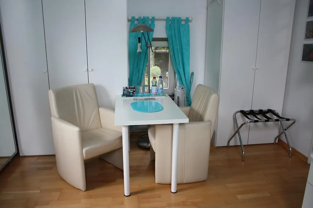 Bed & Breakfast B&B De Kunstkamer Margraten